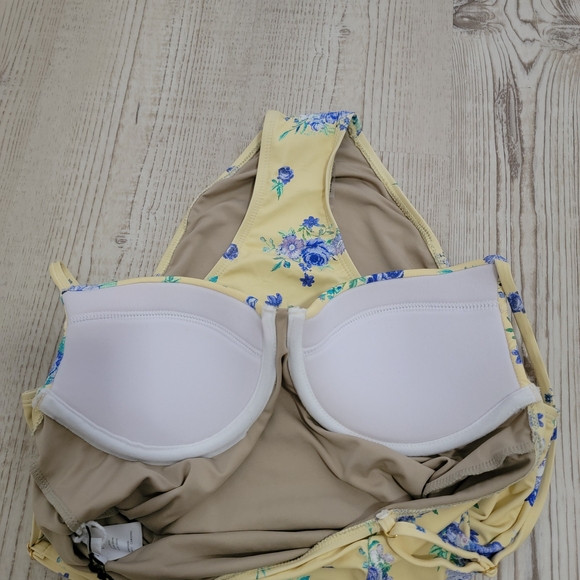 NWT We Wore What Golden Hour Floral One Piece Swimsuit in Soft Yellow and Blue L - Picture 6 of 11